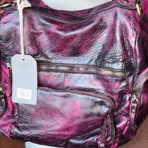 Lusher made in Italy blackened fuchsia backpack purse, great for travel. Bnnu - Picture 2 of 10